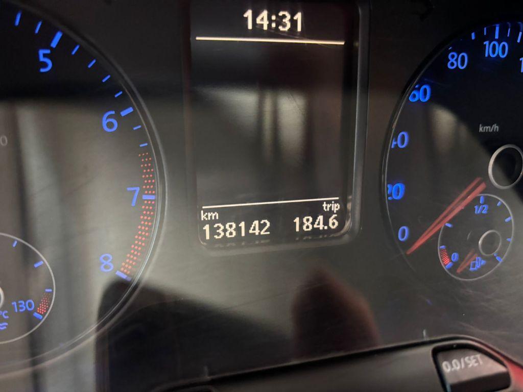 VOLKSWAGEN Fox - Foto
