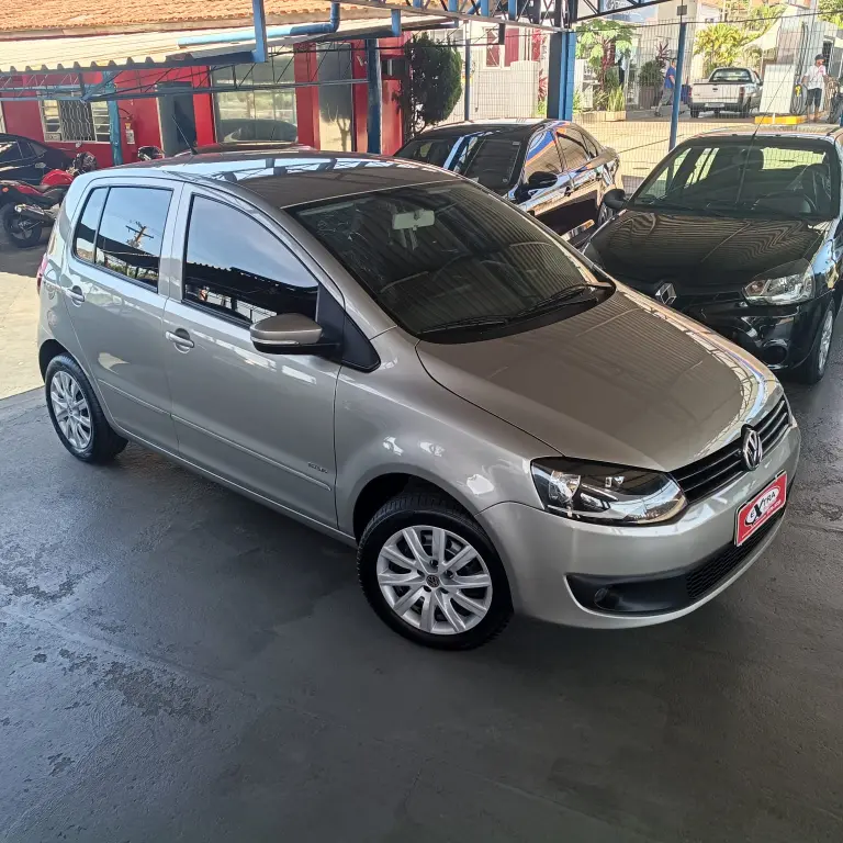 VOLKSWAGEN Fox
