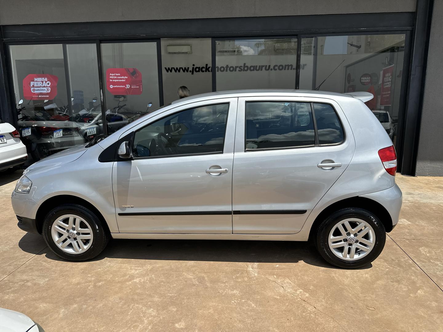 VOLKSWAGEN Fox - Foto