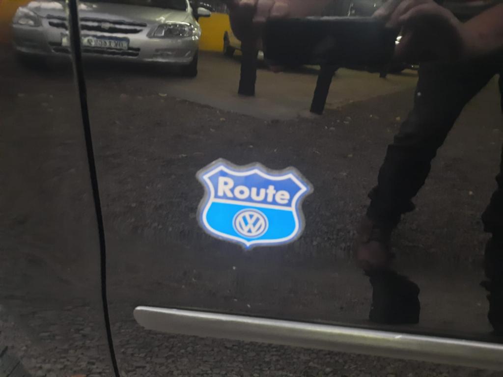 VOLKSWAGEN Fox - Foto