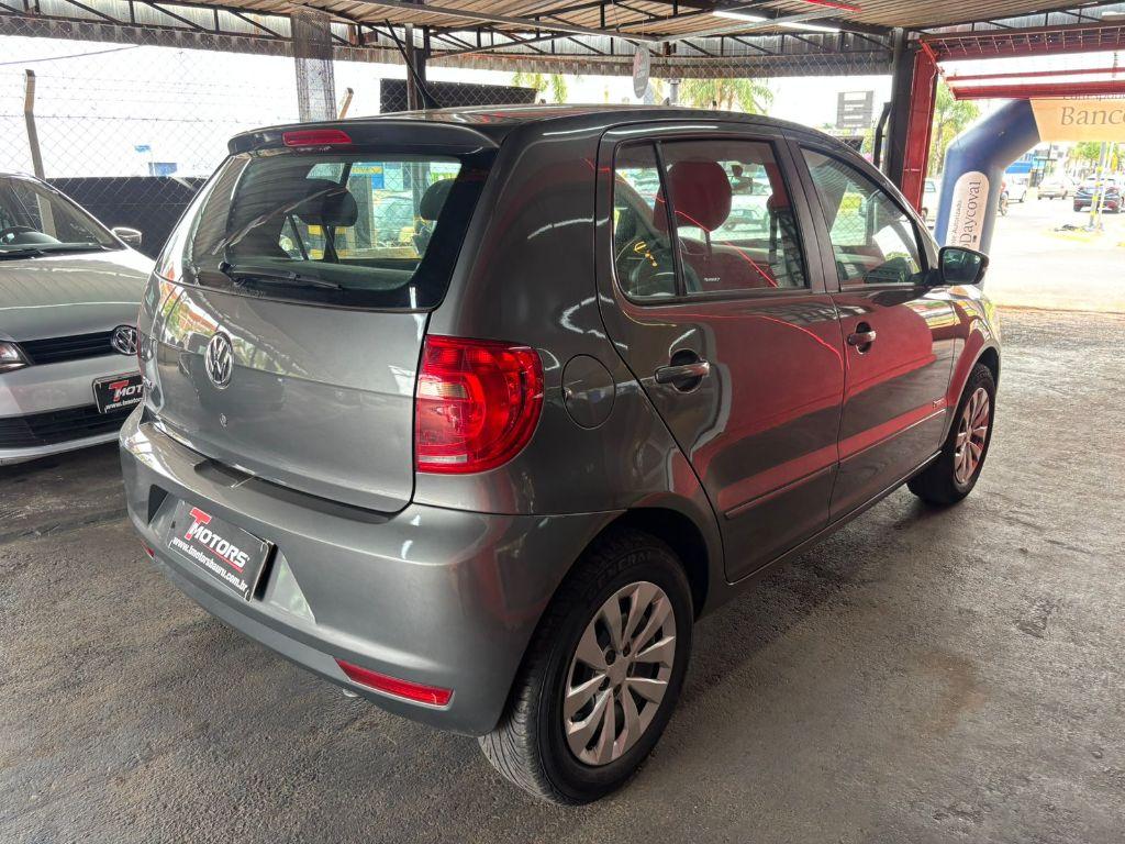 VOLKSWAGEN Fox - Foto