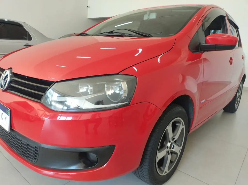VOLKSWAGEN Fox - Foto