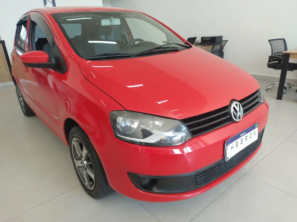 VOLKSWAGEN Fox - Foto