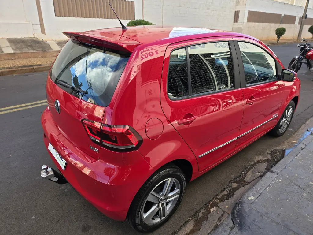 VOLKSWAGEN Fox - Foto
