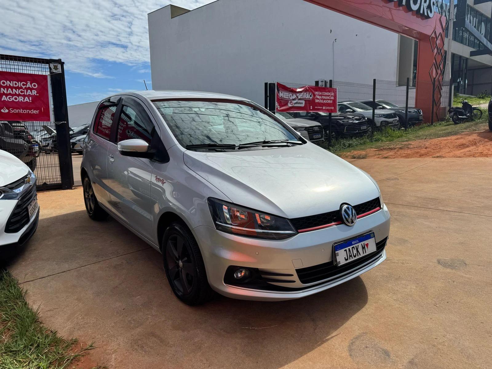 VOLKSWAGEN Fox - Foto