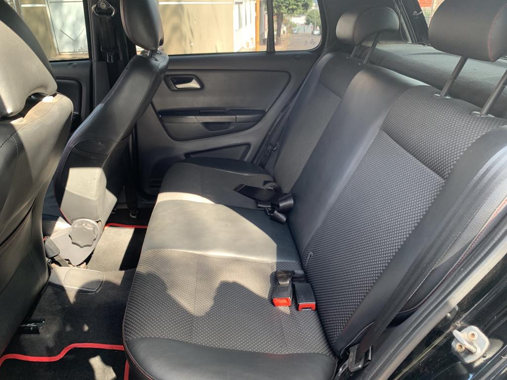 VOLKSWAGEN Fox - Foto