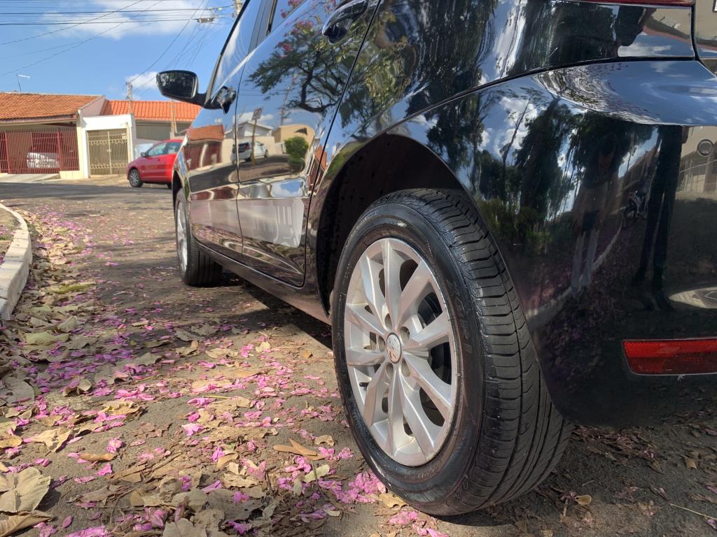 VOLKSWAGEN Fox - Foto