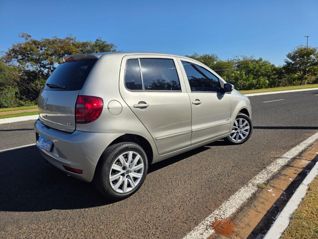 VOLKSWAGEN Fox - Foto