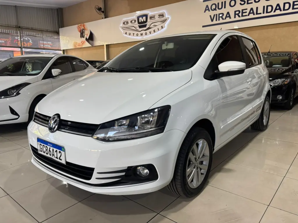 VOLKSWAGEN Fox - Foto