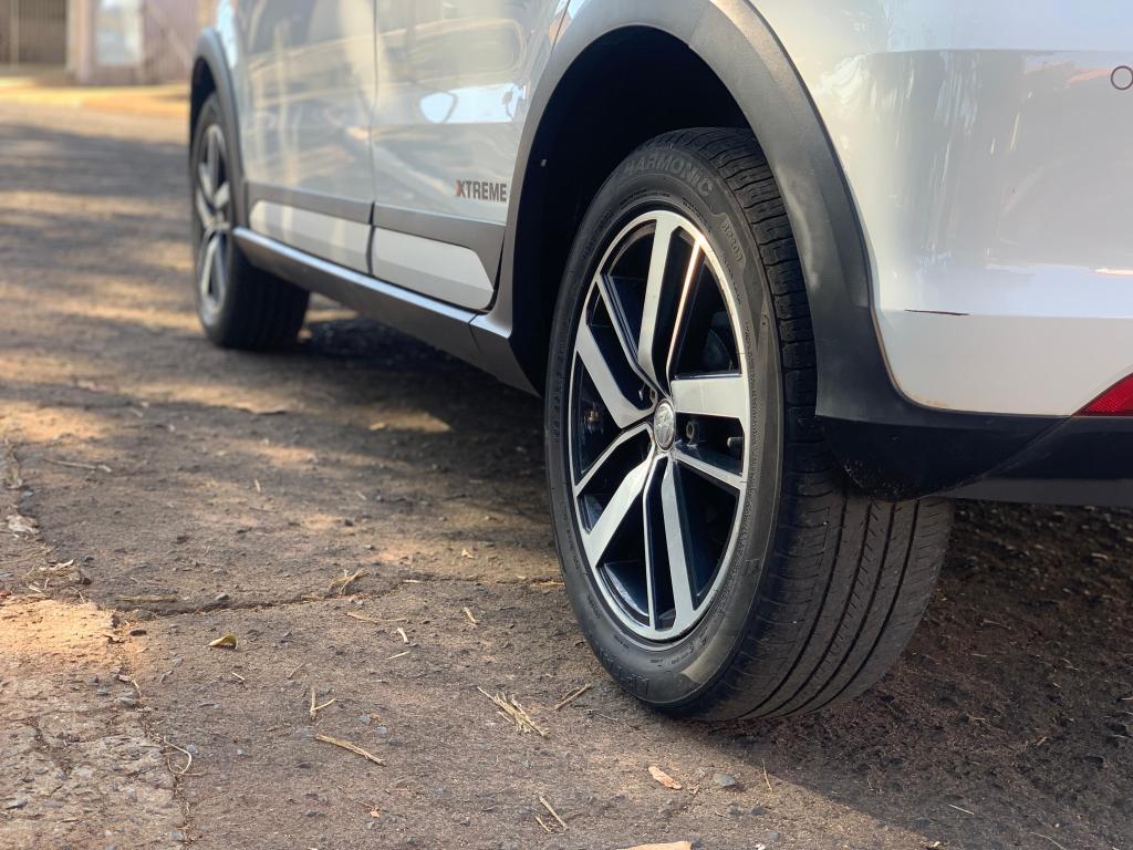 VOLKSWAGEN Fox - Foto