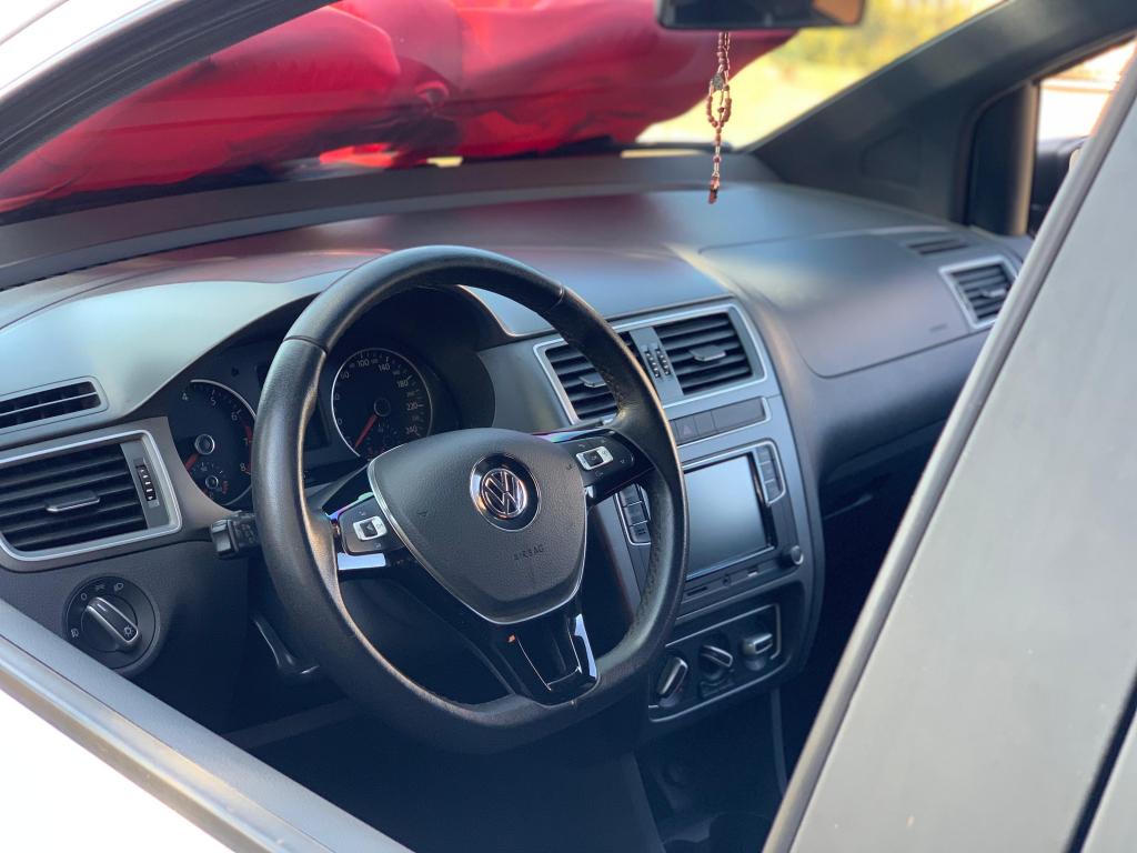 VOLKSWAGEN Fox - Foto