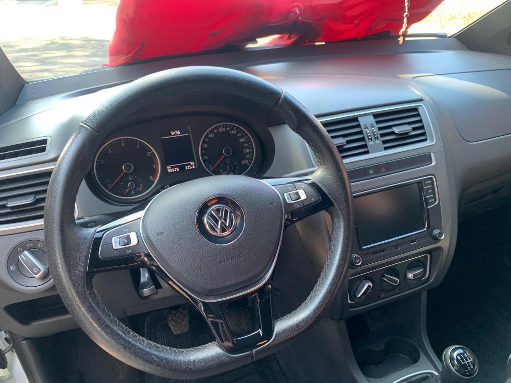 VOLKSWAGEN Fox - Foto