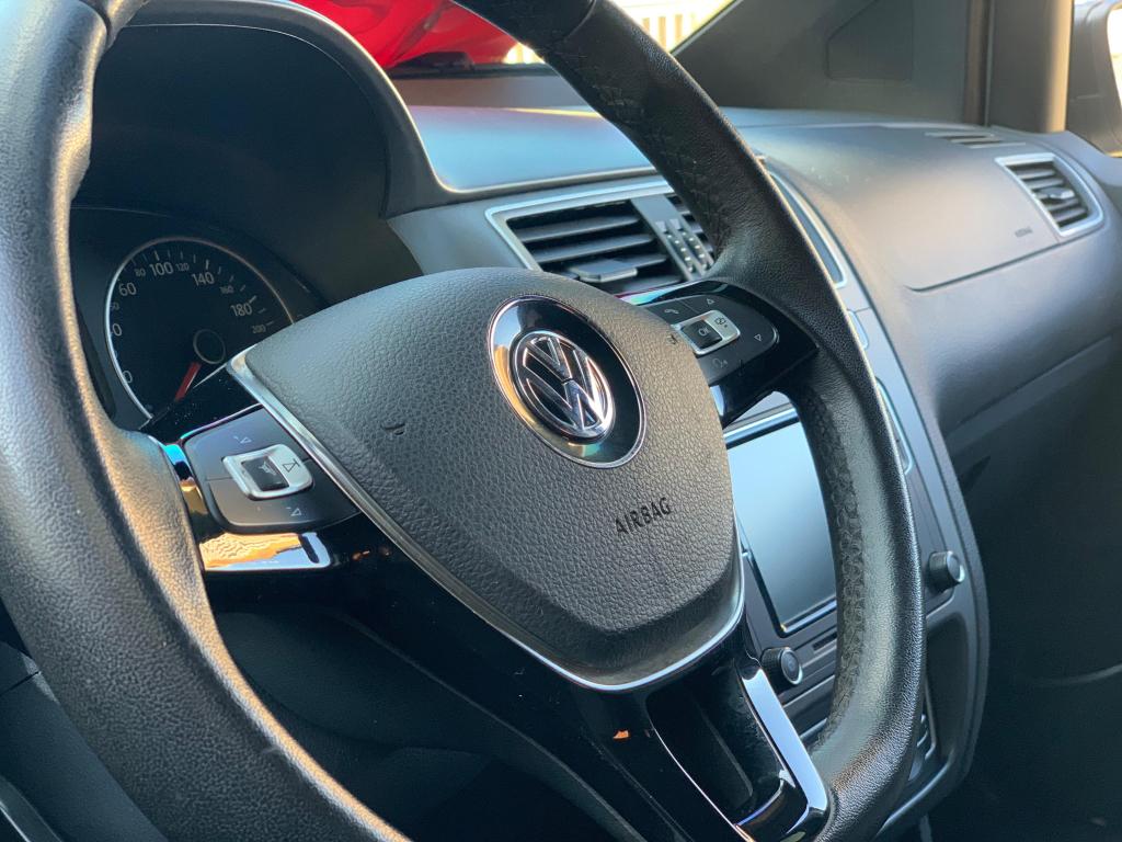 VOLKSWAGEN Fox - Foto