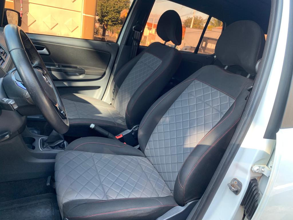 VOLKSWAGEN Fox - Foto