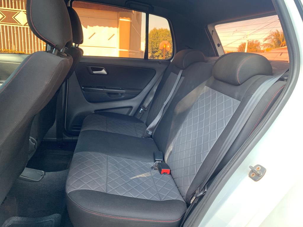 VOLKSWAGEN Fox - Foto