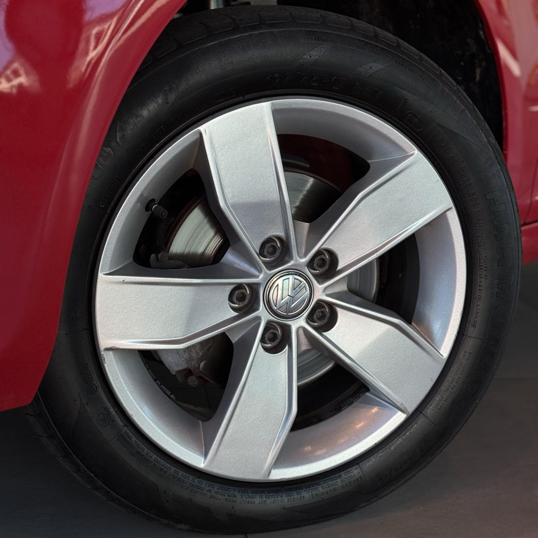 VOLKSWAGEN Fox - Foto