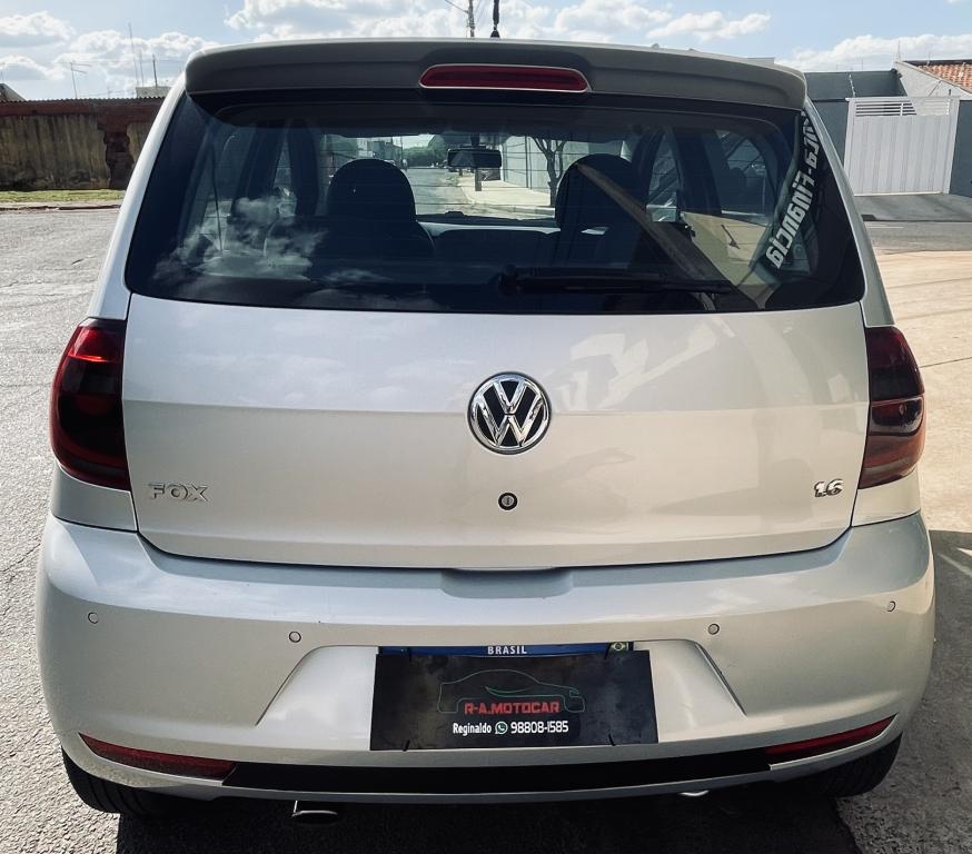 VOLKSWAGEN Fox - Foto