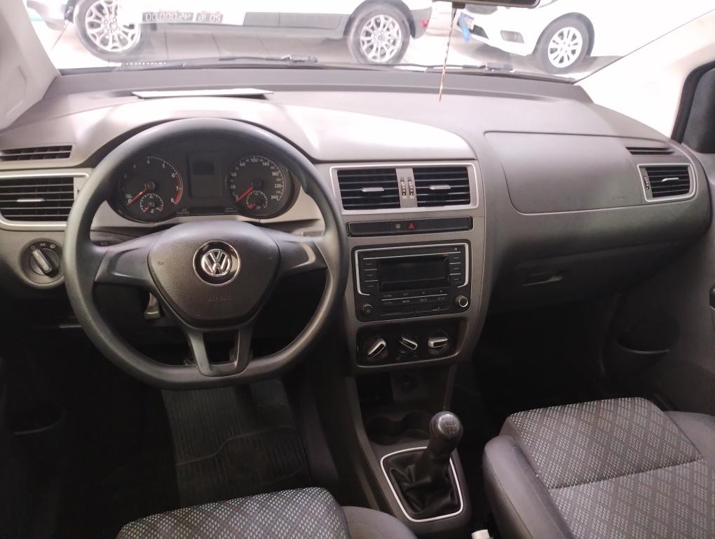 VOLKSWAGEN Fox - Foto