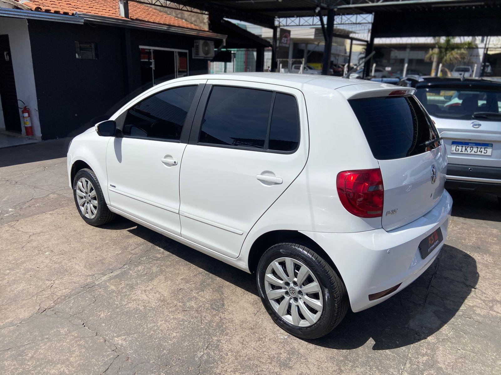 VOLKSWAGEN Fox - Foto