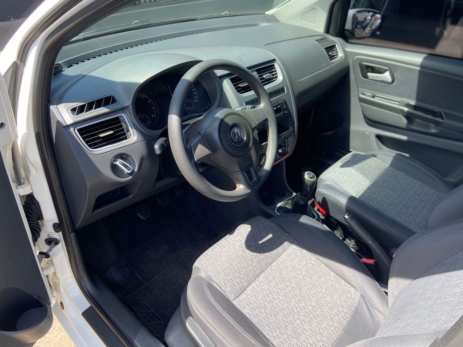 VOLKSWAGEN Fox - Foto