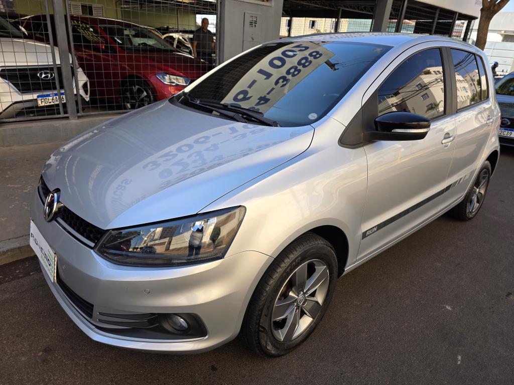 VOLKSWAGEN Fox - Foto
