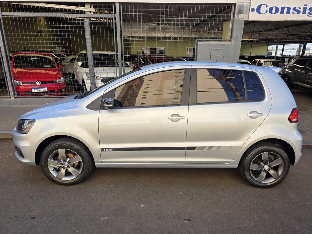VOLKSWAGEN Fox - Foto