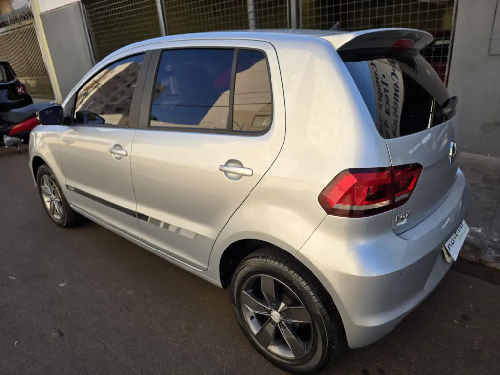 VOLKSWAGEN Fox - Foto