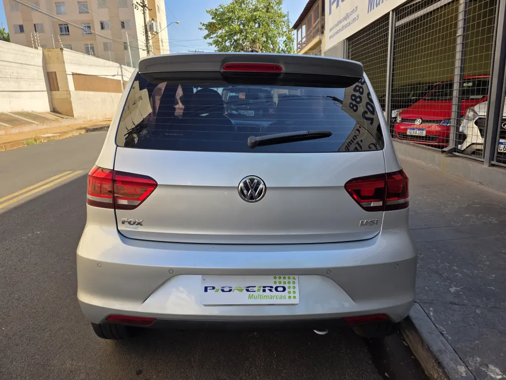 VOLKSWAGEN Fox - Foto