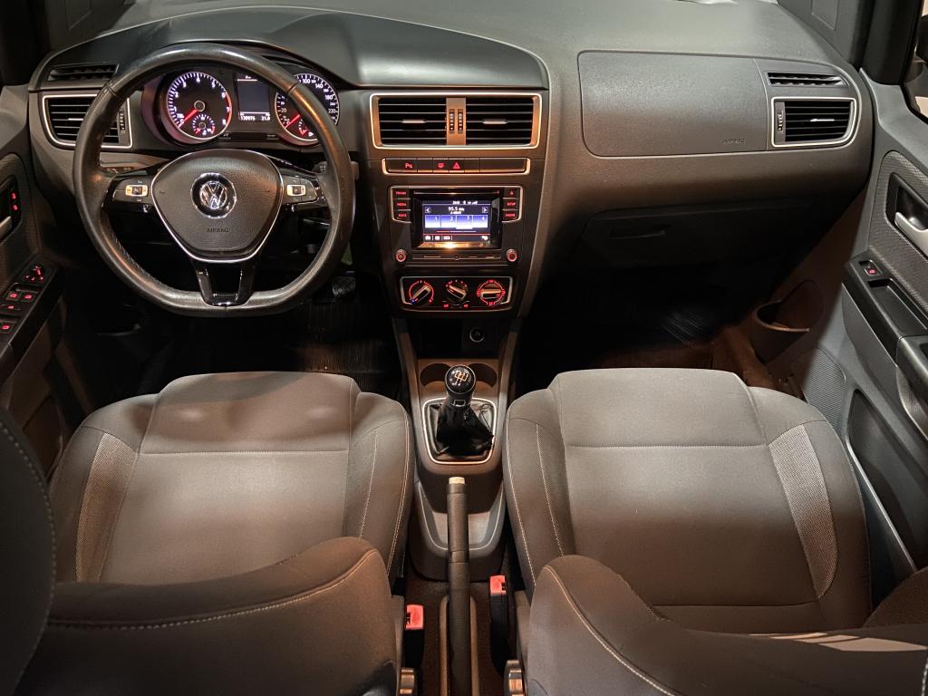 VOLKSWAGEN Fox - Foto