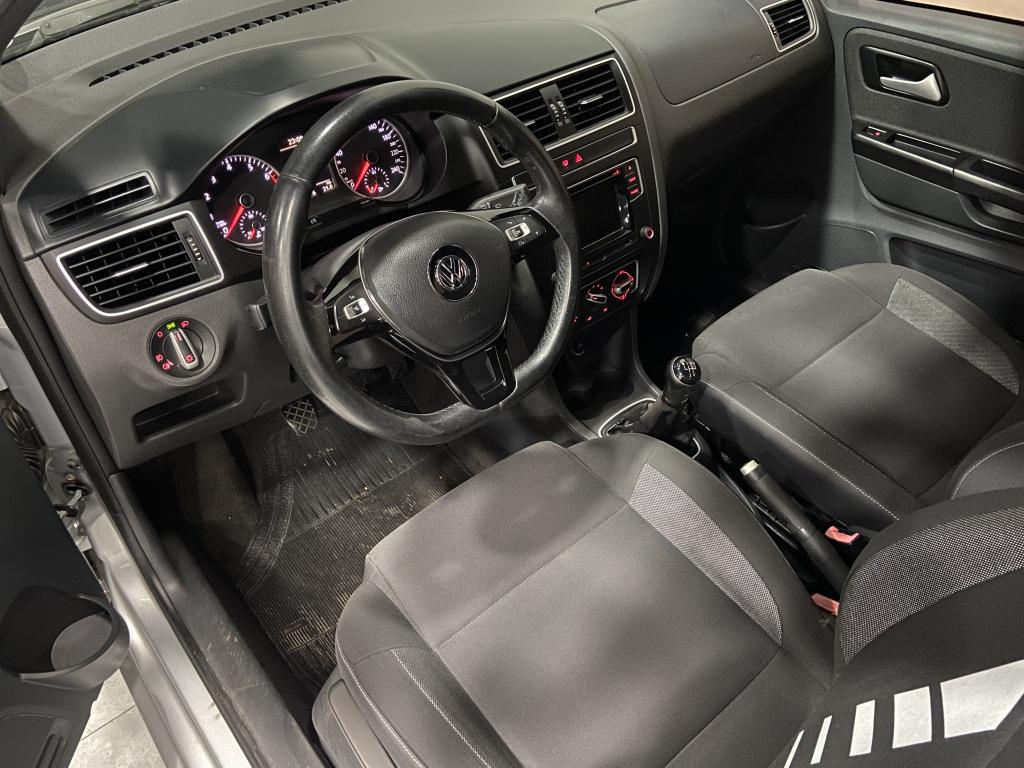 VOLKSWAGEN Fox - Foto