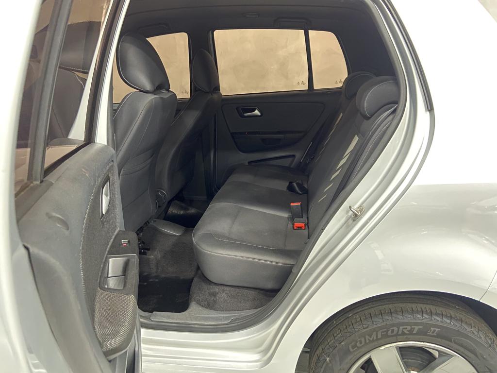 VOLKSWAGEN Fox - Foto
