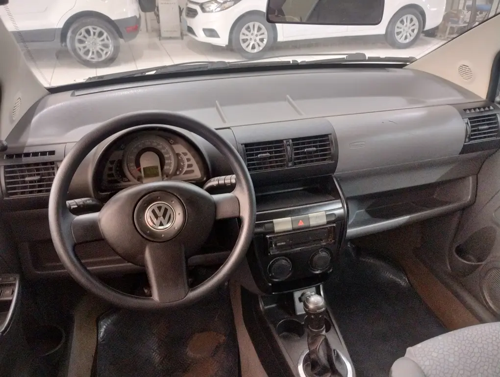 VOLKSWAGEN Fox - Foto