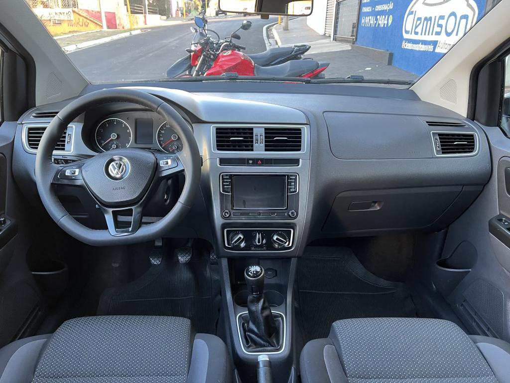 VOLKSWAGEN Fox - Foto