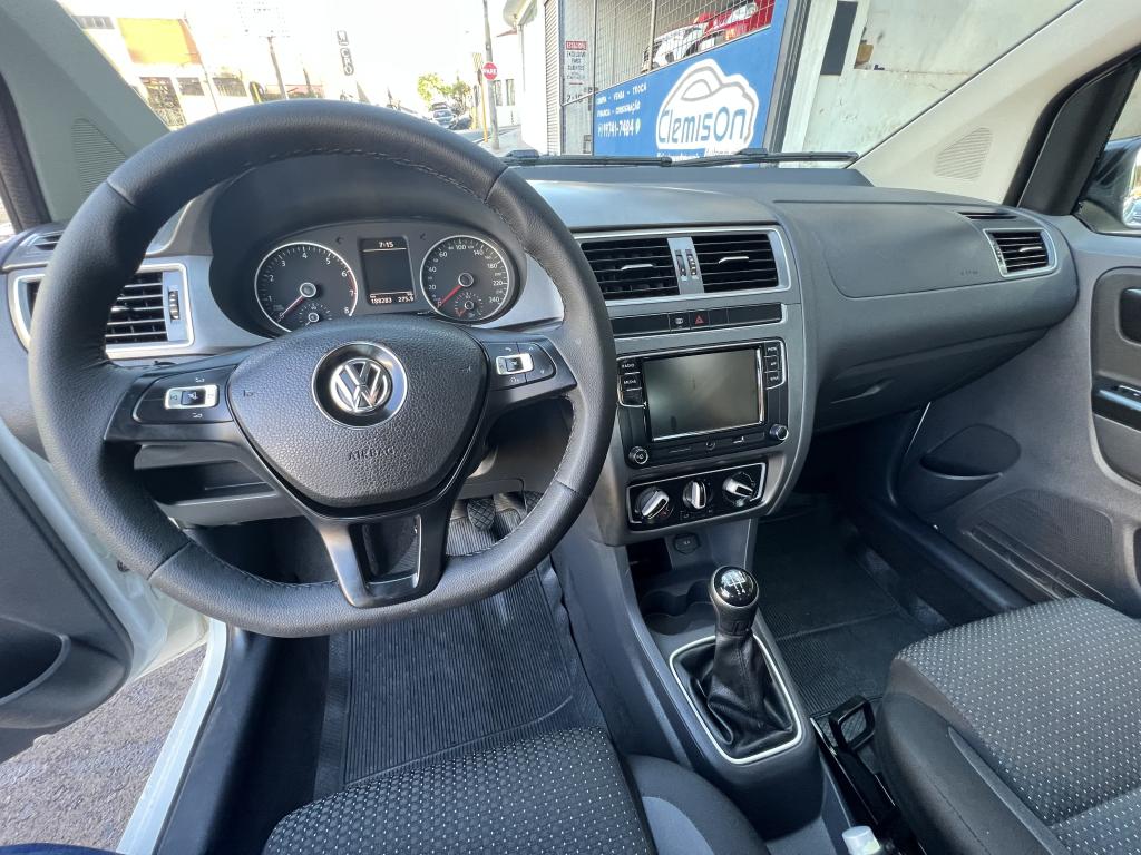 VOLKSWAGEN Fox - Foto