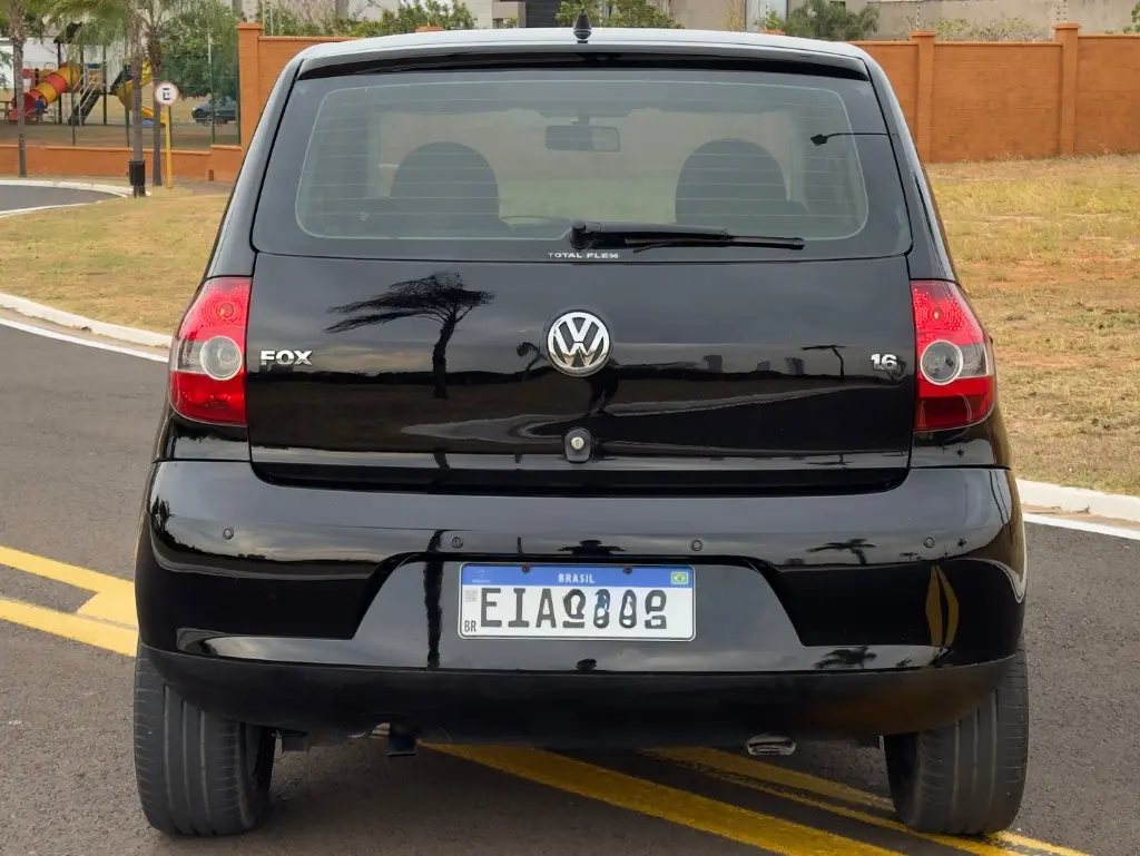 VOLKSWAGEN Fox - Foto