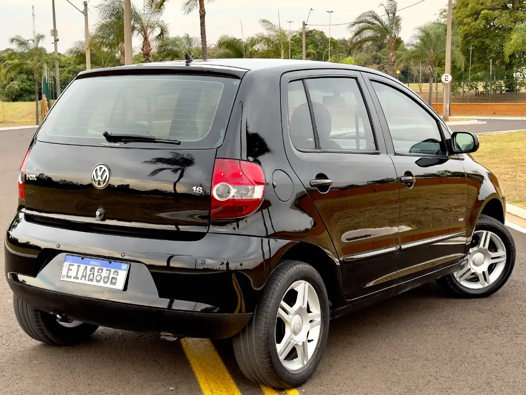 VOLKSWAGEN Fox - Foto