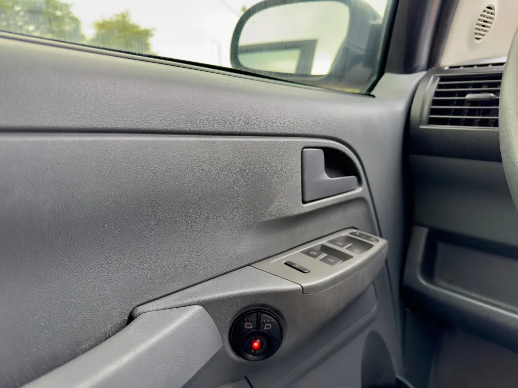 VOLKSWAGEN Fox - Foto