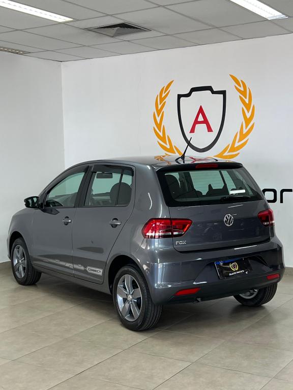 VOLKSWAGEN Fox - Foto