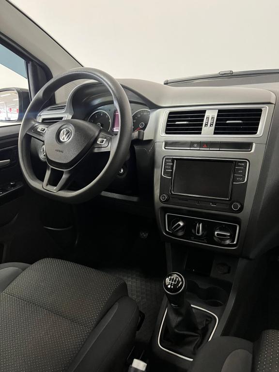 VOLKSWAGEN Fox - Foto