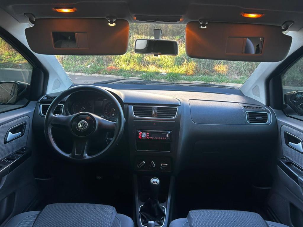 VOLKSWAGEN Fox - Foto