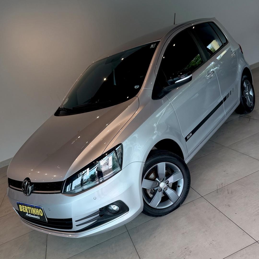 VOLKSWAGEN Fox - Foto