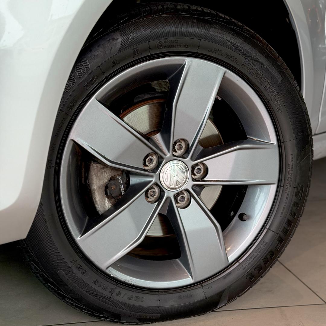 VOLKSWAGEN Fox - Foto