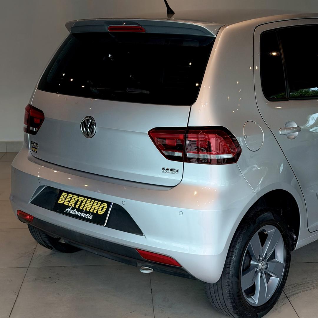 VOLKSWAGEN Fox - Foto