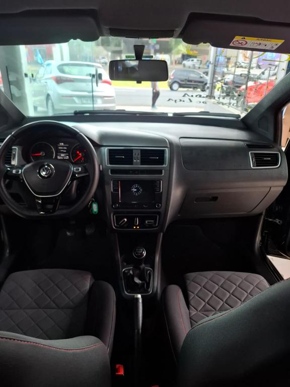 VOLKSWAGEN Fox - Foto