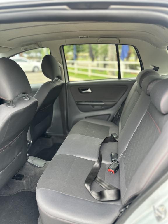 VOLKSWAGEN Fox - Foto