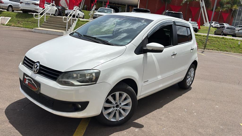 VOLKSWAGEN Fox - Foto