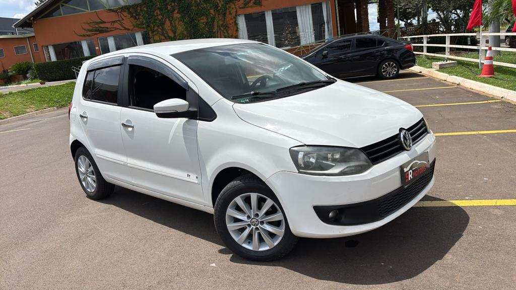 VOLKSWAGEN Fox - Foto