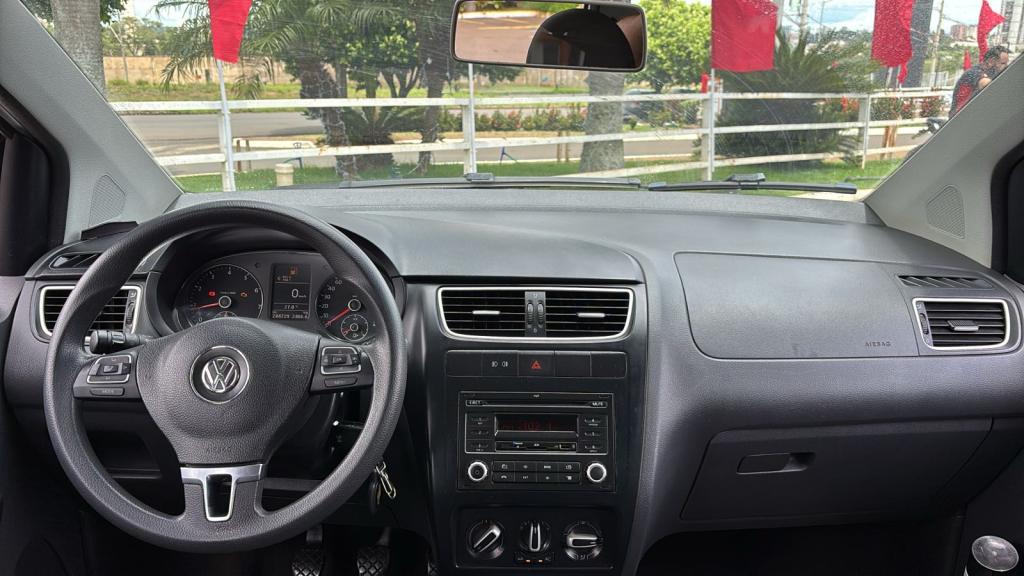 VOLKSWAGEN Fox - Foto