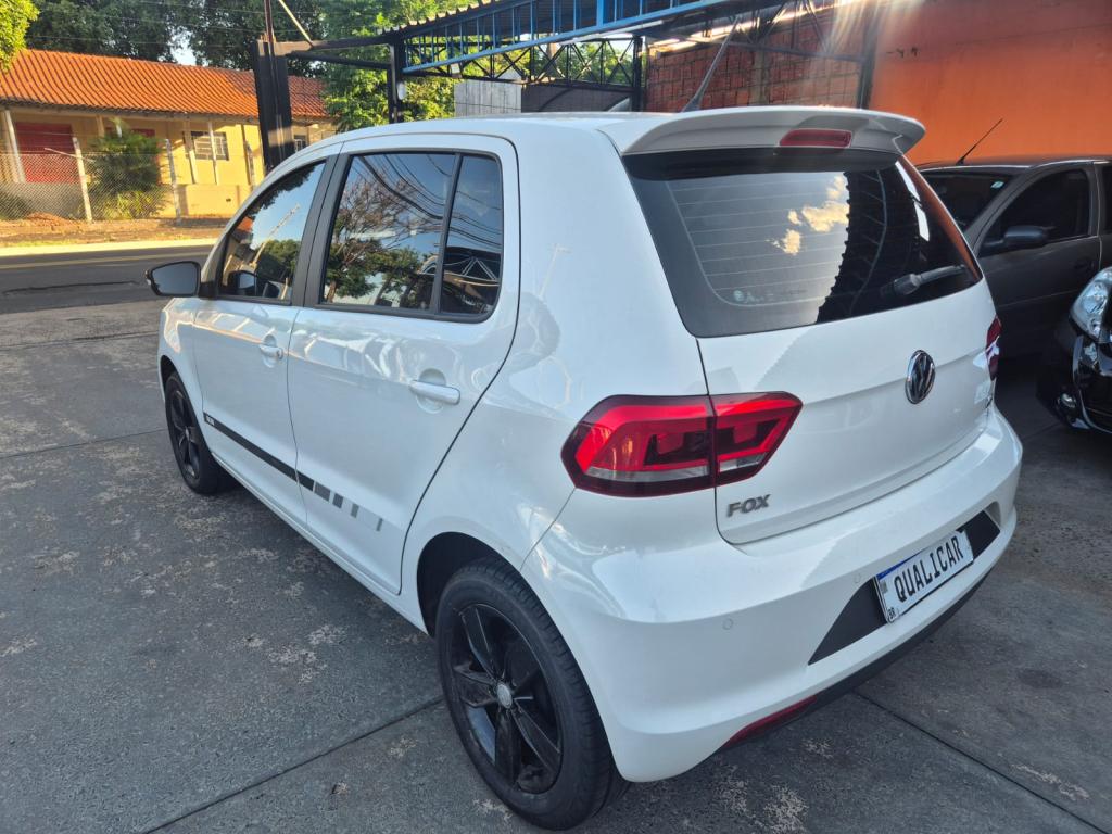VOLKSWAGEN Fox - Foto