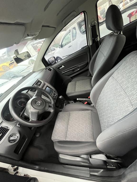 VOLKSWAGEN Fox - Foto